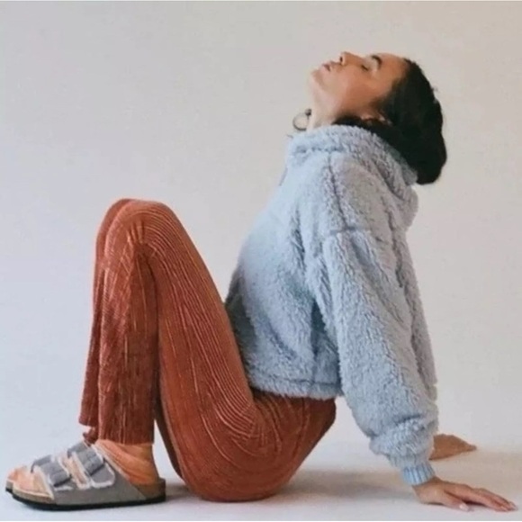 Urban Outfitters BDG Cropped Teddy Hoodie Jacket Size Small Baby Sky Blue - Picture 5 of 14